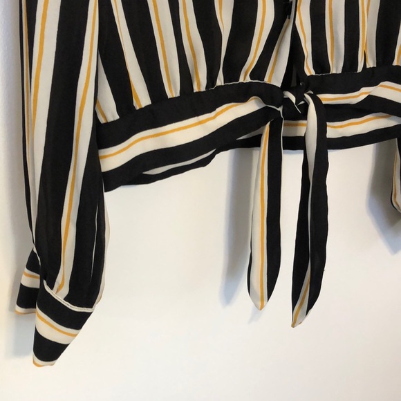 Who What Wear button down tie blouse - Picture 3 of 4